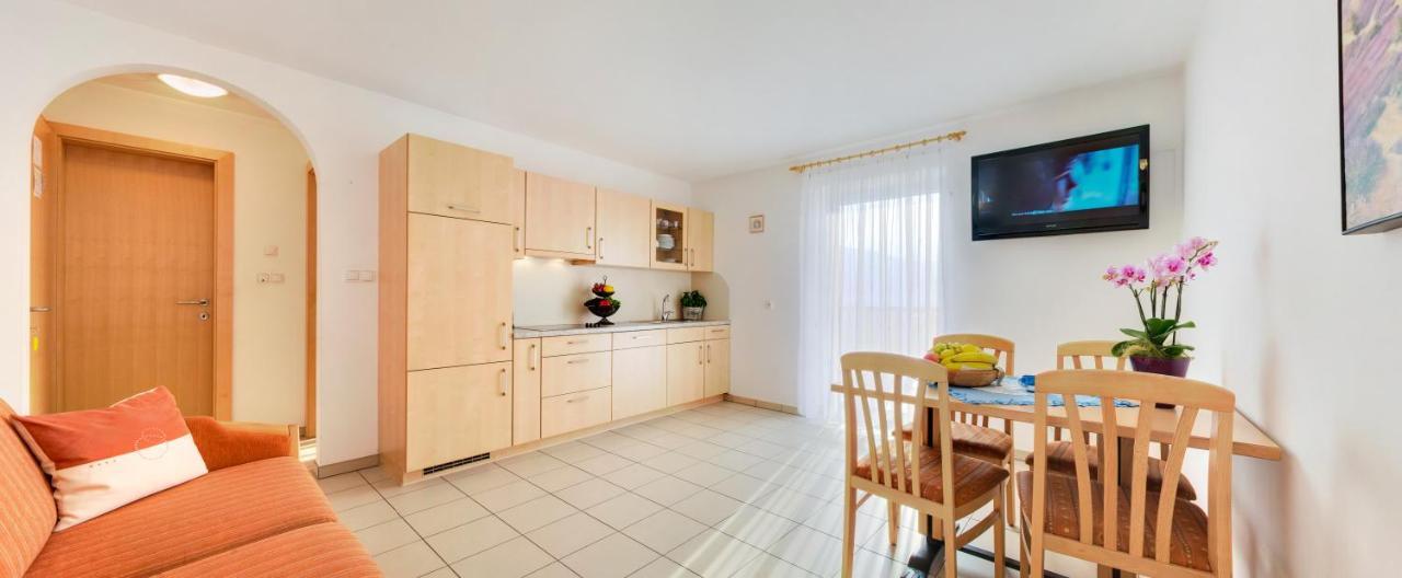 Ferienwohnung St. Urbanhof Tramin an der Weinstraße Exterior foto